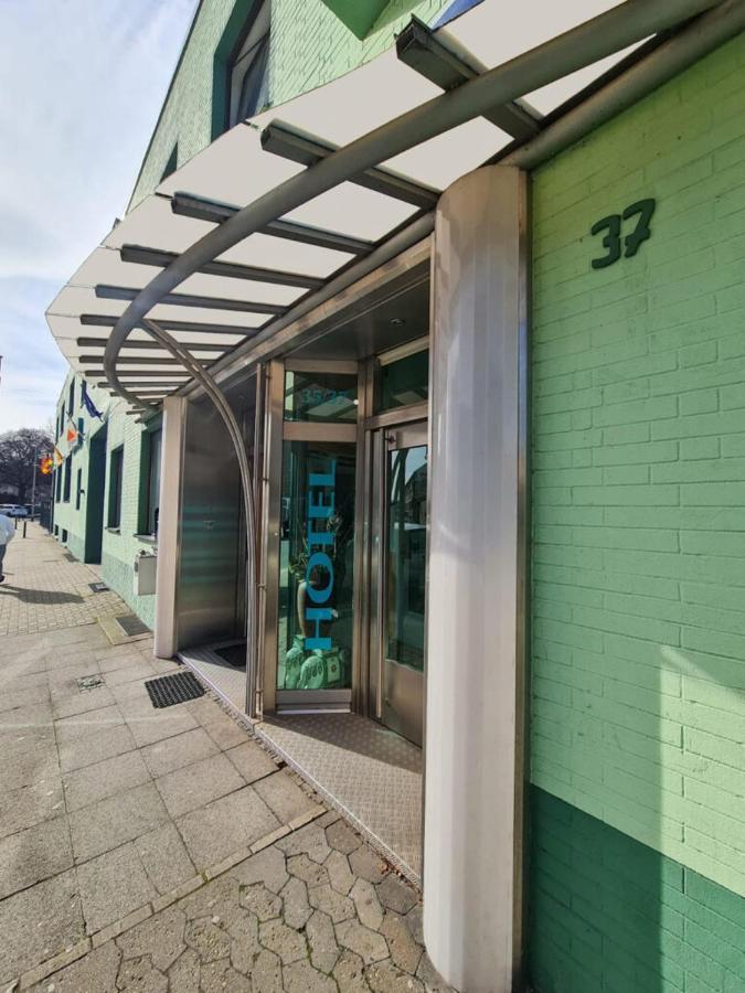 Tyros Hotel Und Gaestehaus Am Weidendamm Hannover Kültér fotó