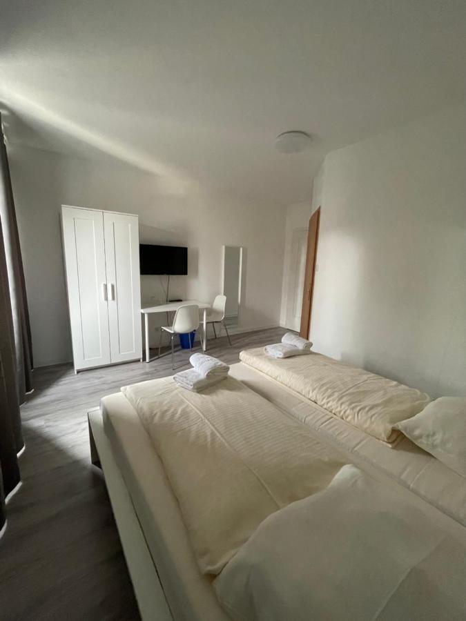 Tyros Hotel Und Gaestehaus Am Weidendamm Hannover Kültér fotó