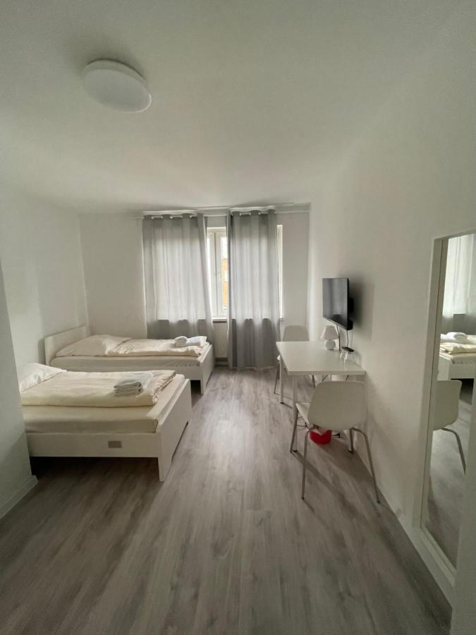 Tyros Hotel Und Gaestehaus Am Weidendamm Hannover Kültér fotó